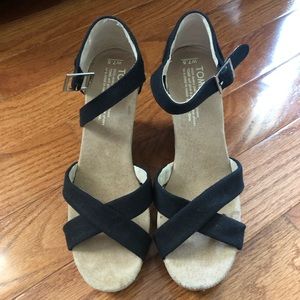 Tom’s strappy sandal wedges